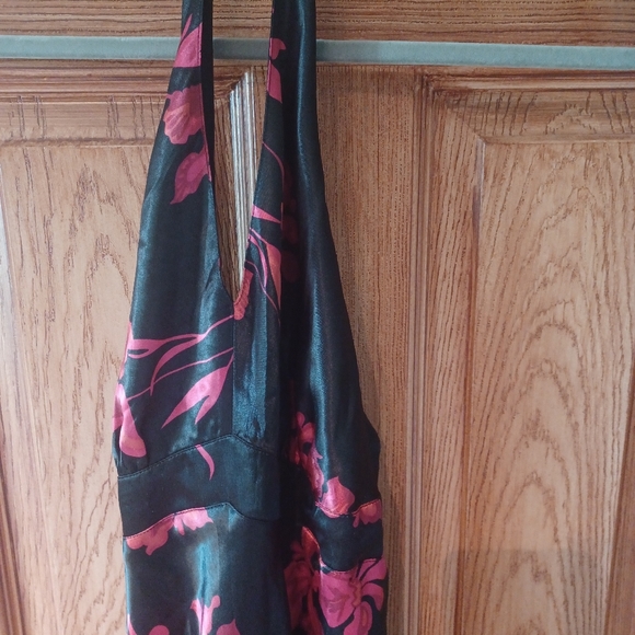 Beautiful summer dress for all occasions - Picture 8 of 10